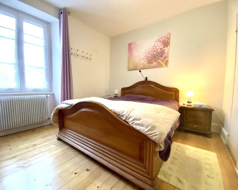 Ensemble immobilier : maison, gites, bar, salle de reception - 9b1b3125-376f-485a-9bfc-92079b794511