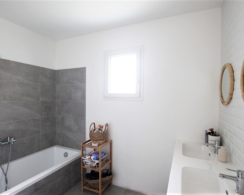 Maison familiale contemporaine - 21325118f  2 