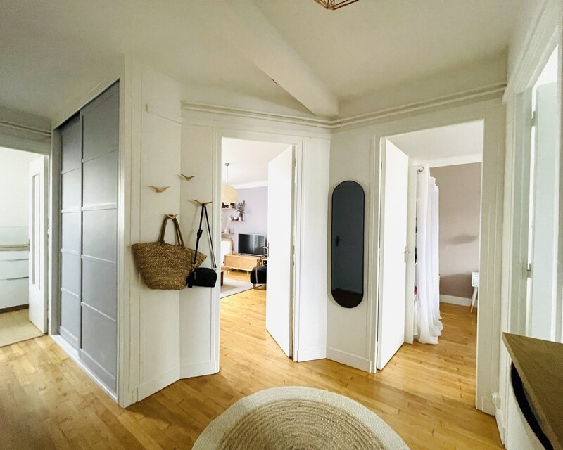 Limite Vincennes, 10 mn RER A ou ligne 1, 3 pieces 1er etage avec cave - Img 9787