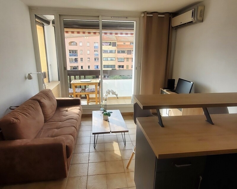 Studio meublé avec terrasse - 20230128 141001  1 