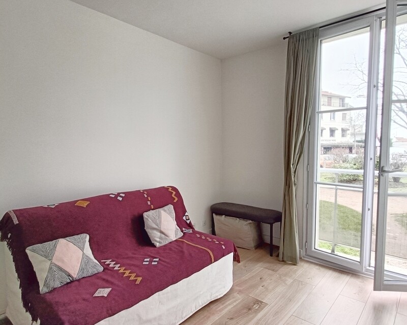 Appartement 4 pièces de 60 m² avec balcon et cave - Chambre 3