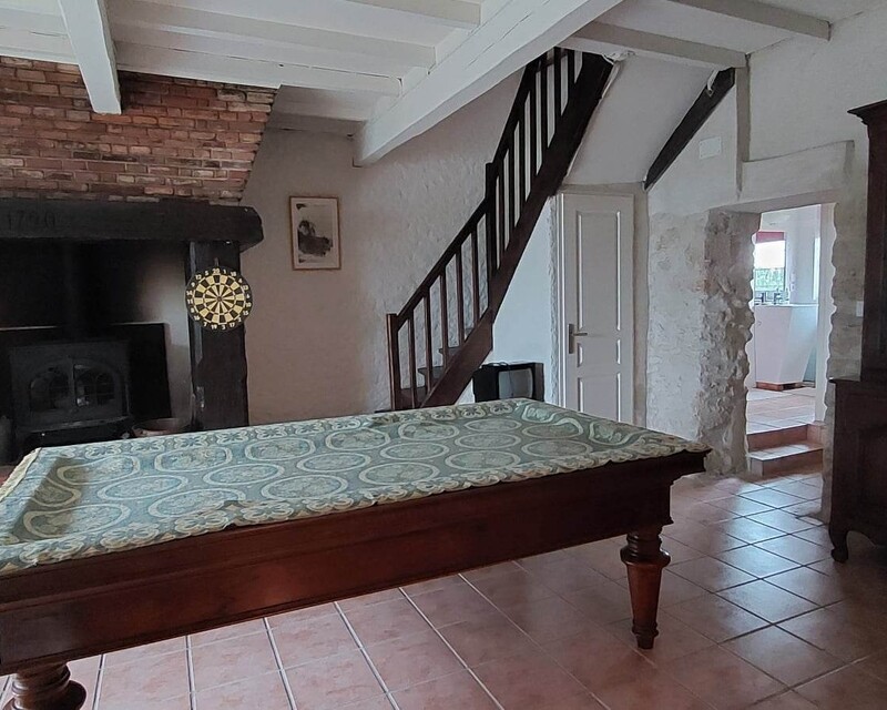 Maison de 230 m² avec piscine et son Moulin à Vent - Salon  7 