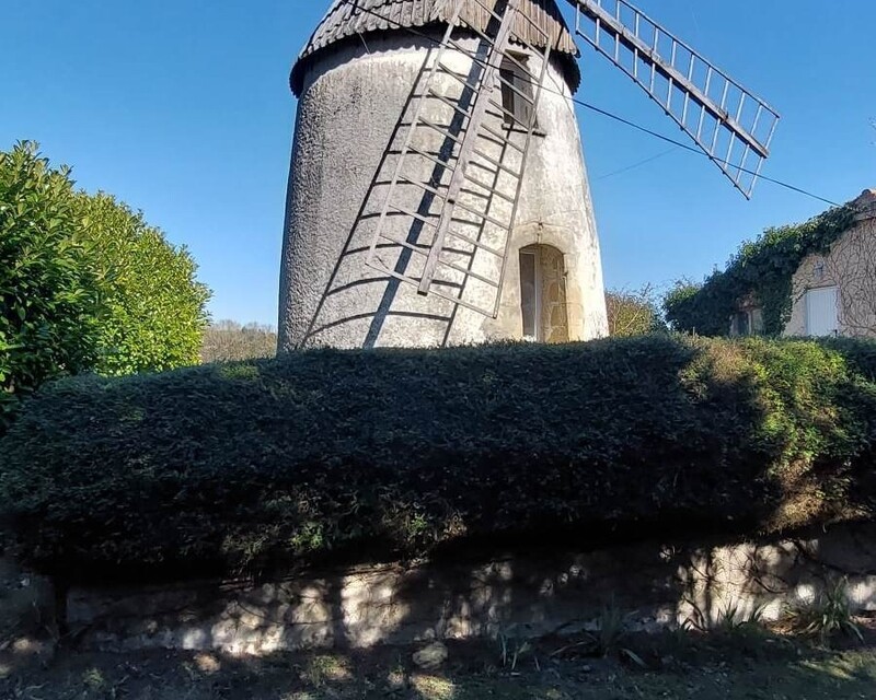 Maison de 230 m² avec piscine et son Moulin à Vent - Exterieur  3 