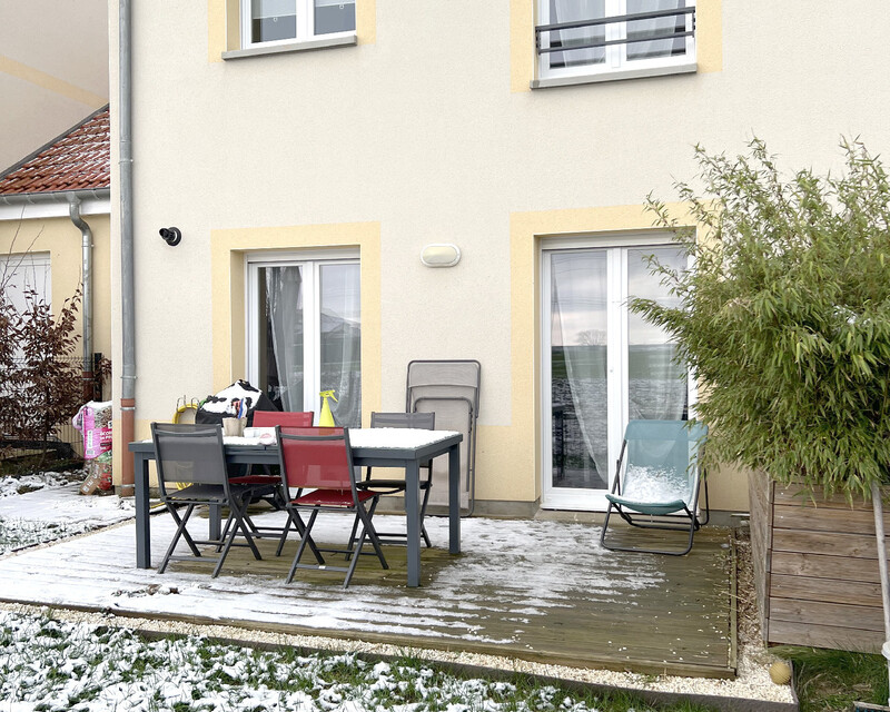 Vends à Noisseville une maison mitoyenne de 2018 avec terrasse - Terrasse1