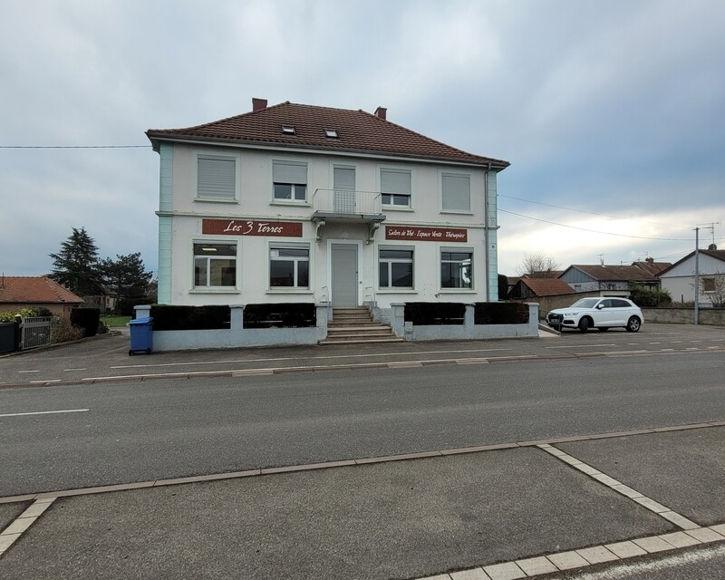 A louer local professionnel de 130 m2 - 20230127 145537 photo 2