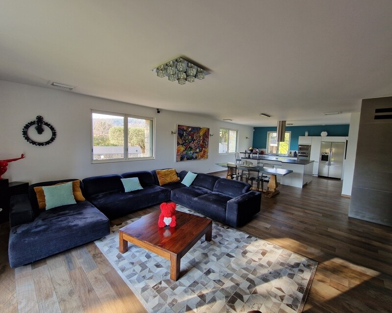 Villa individuelle avec piscine - 20230127 113257