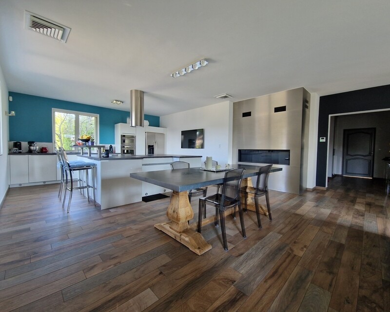 Villa individuelle avec piscine - 20230127 113057