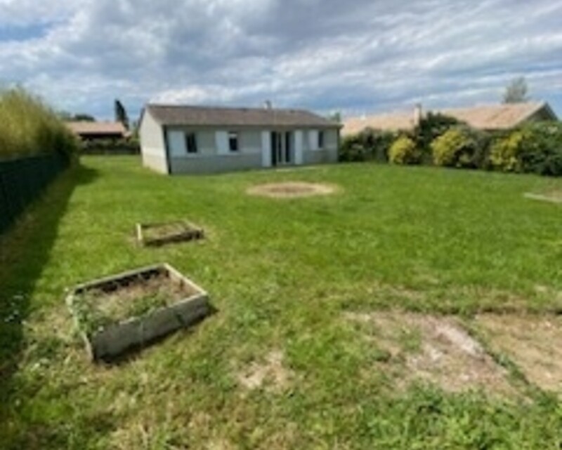 Maison de 94m² + 15m² de garage isolé attenant 265 000€ FAI - -879335951203950321