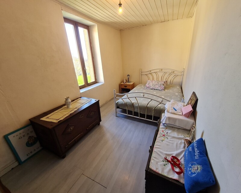 Maison 90m² + Dépendances Terrain 1678m² - 20230130 142613