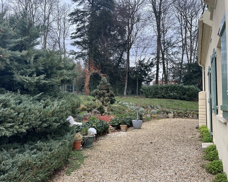 Sur la commune de La Ferté sous Jouarre, maison de 99 m². - Vue jardin montee 1