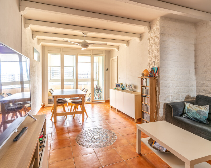 Appartement T4 - 69m2 - 13009 - 2bc28787-3262-4143-a03b-4c2b7a2fdc22