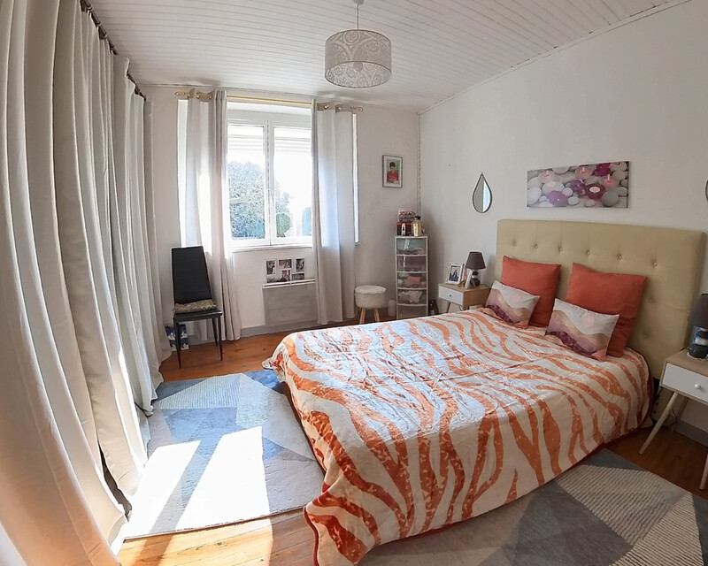 Maison rénové entre l ancien et le moderne  - 8e395dc7-450e-4d8c-8b93-d88757ba3a42