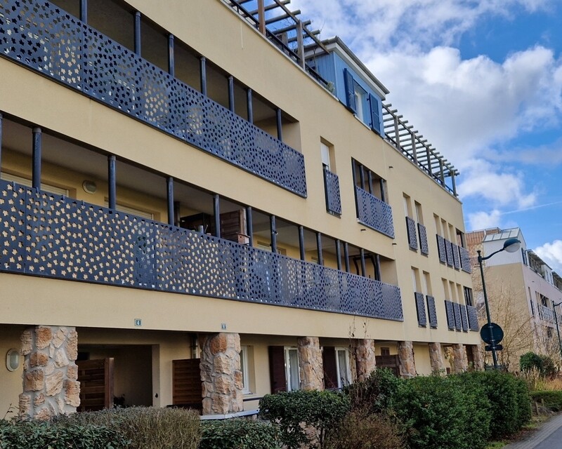 Appartement de 41 m²  au pied du RER  - 20230225 110030