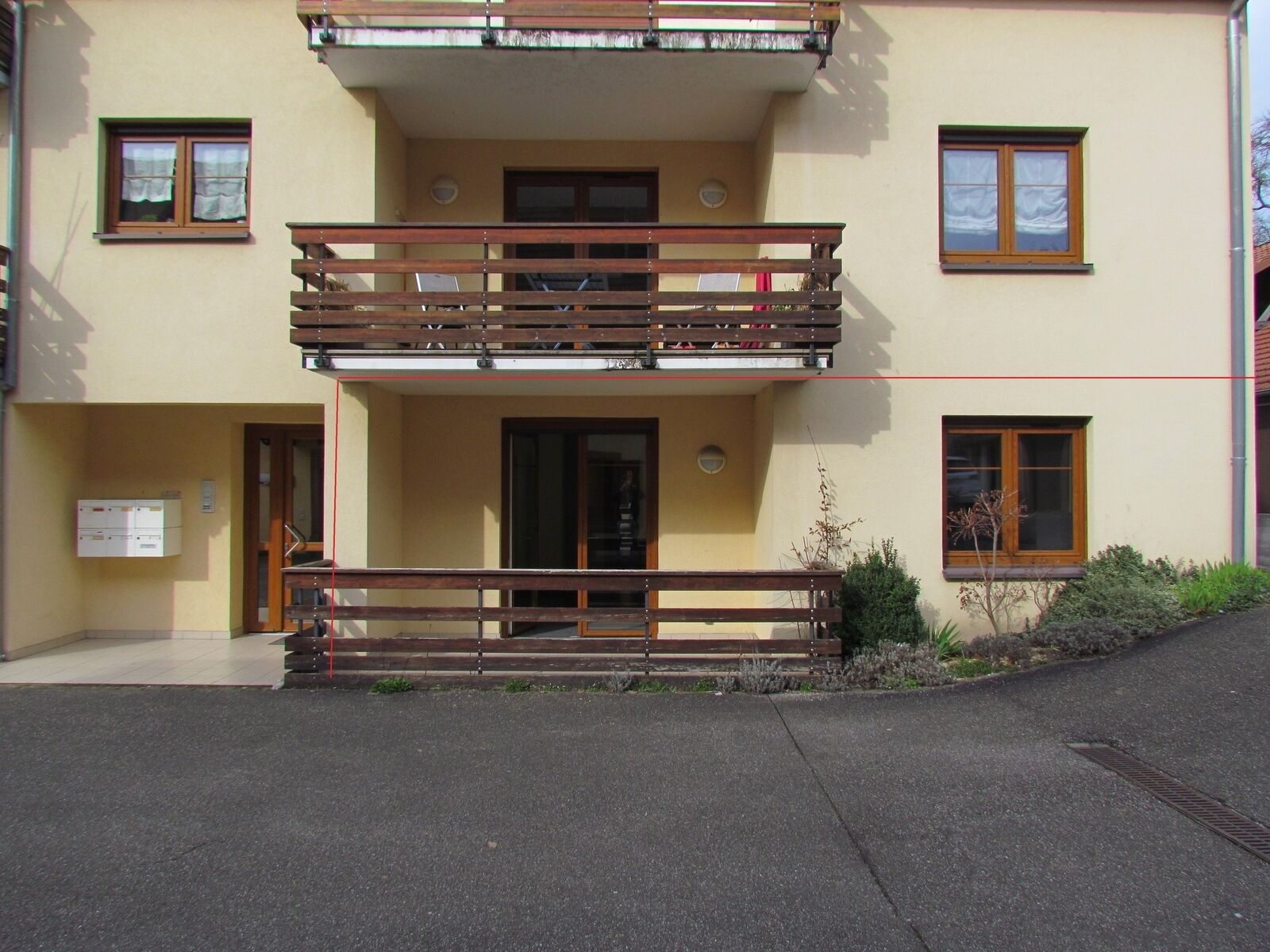 Appartement 2 pièces avec 2 terrasses et un extérieur - Img 0785