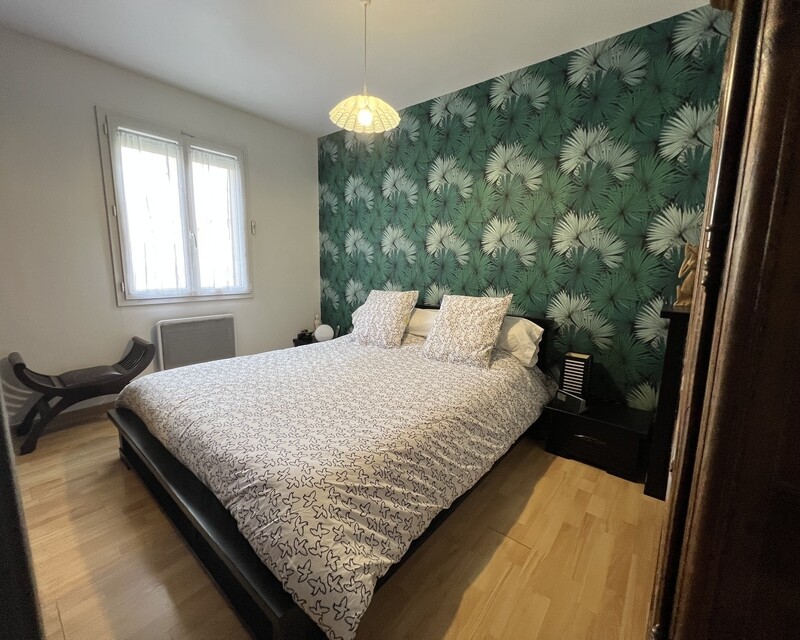 Mareuil les Meaux maison 5 pièces. - Chambre rdc1