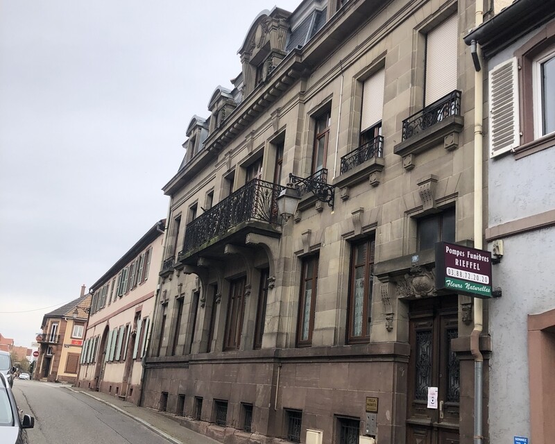 Immeuble de rapport au centre ville de Pfaffenhoffen - Photo moritz 1