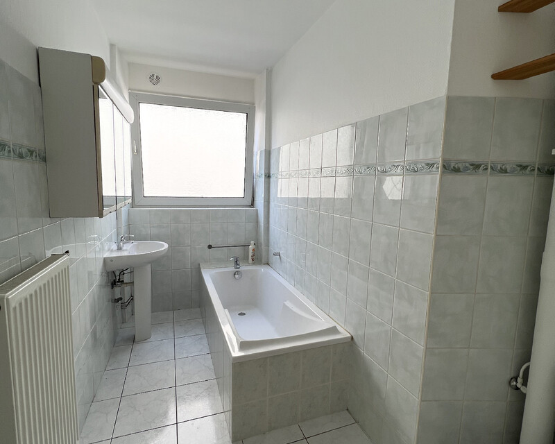 Loue app. F4 de 86M2 à Boulay - Sdb1