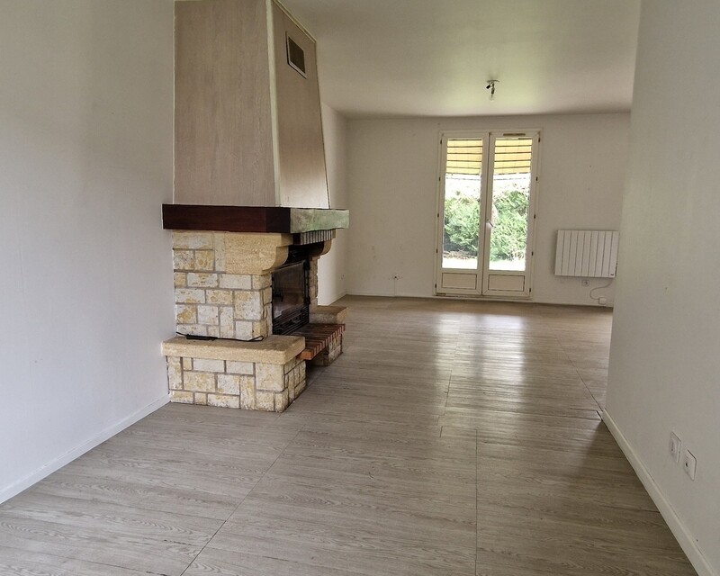 Maison type F4 avec jardin - 20230426 153345