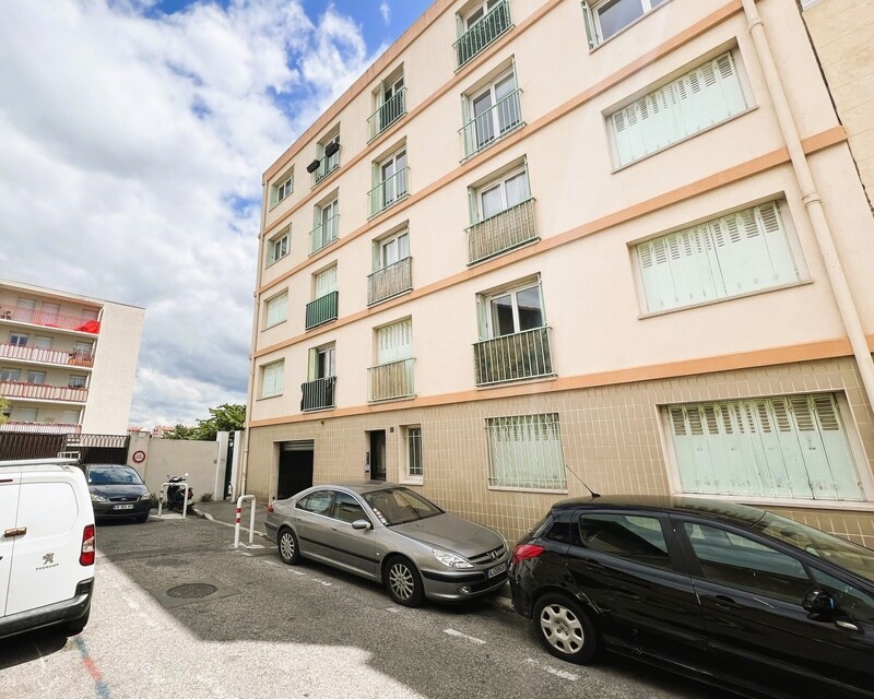 Vendu / 13004 / Appartement 3 pièces 60m2 / Extérieur 18m2   - Juillet