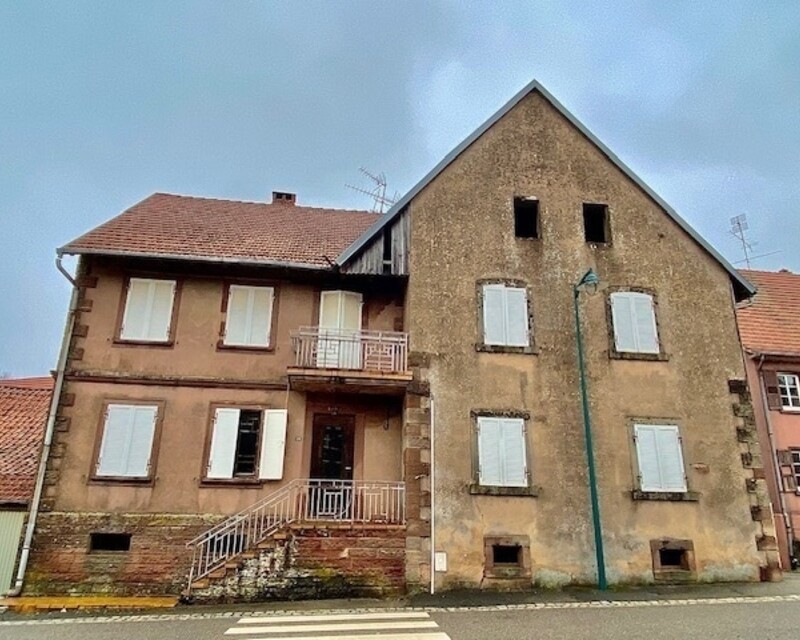  Maison de village à rénover. - Photo façade volksberg