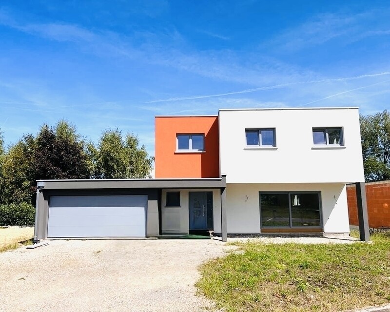 Maison neuve dans un village au calme  - Xusne9873