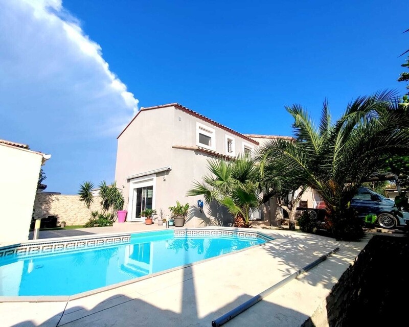 Maison T5 piscine de 2013  - Uio