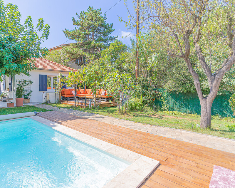 *Sous Offre*  / Maison 80m2 /jardin  507m2 - Piscine salon été