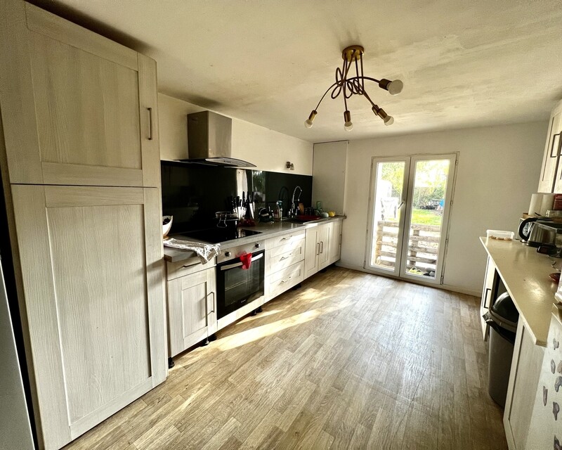 Maison à rénover de 130m² - Img 1550