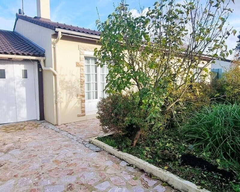 Maison plain pied à Quincy-Voisins - 20231111 145315a
