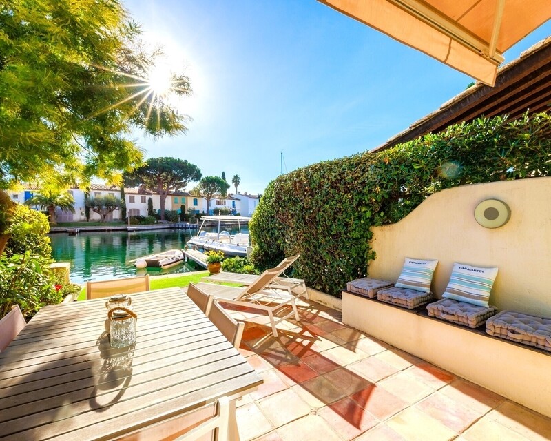 Port Grimaud 2 / Maison Jardin / Place Bateau - Dec23dehors1