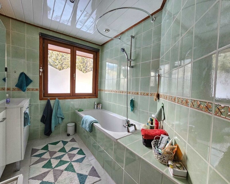 Chaleureuse maison individuelle type chalet en bois - Salle de bain 