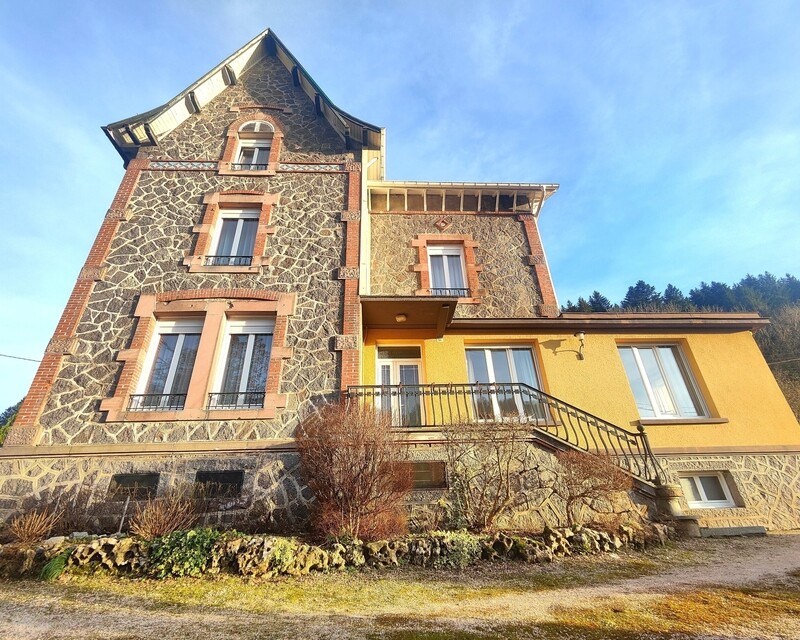 Maison bourgeoise restaurant et habitation à La Bresse (88250) - façade