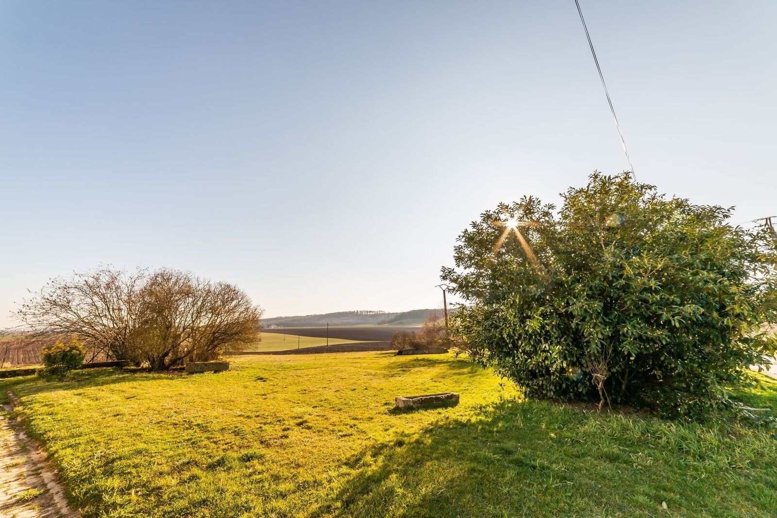 Grande Propriété au milieu des champs ! - Terrain bis bis bis bis