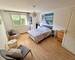 Spacieux et lumineux appartement en rez-de-jardin - 02
