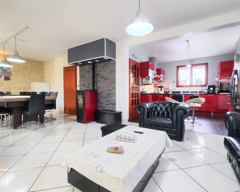 Maison individuelle F5 avec garage et parkings à Wittelsheim (68310) - salon s.àm. cuisine