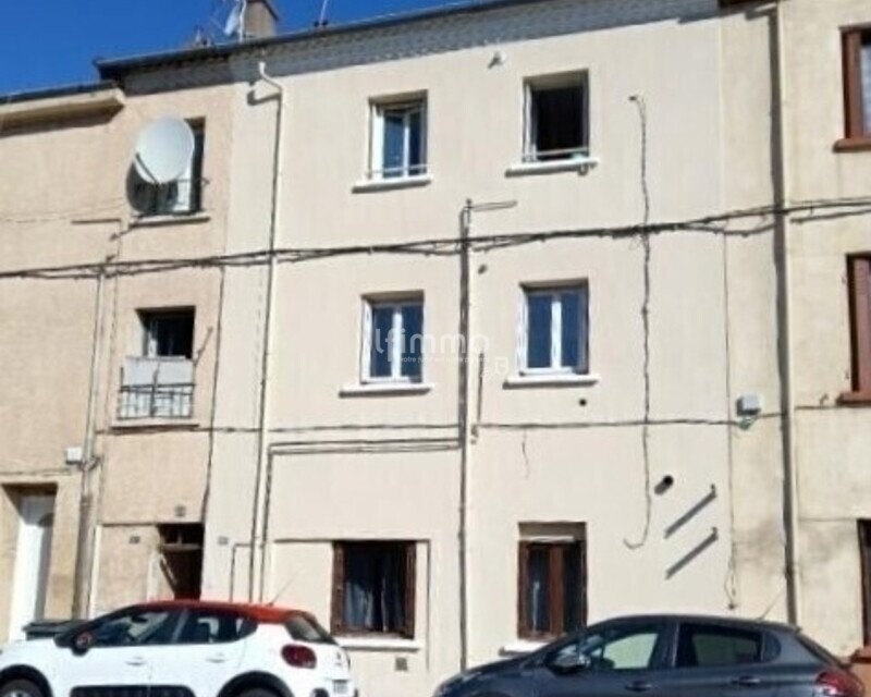 Immeuble trois t3 à rénover  - total 155 m² - 19dc4417-eb14-4a8a-8b2d-2749aa186345