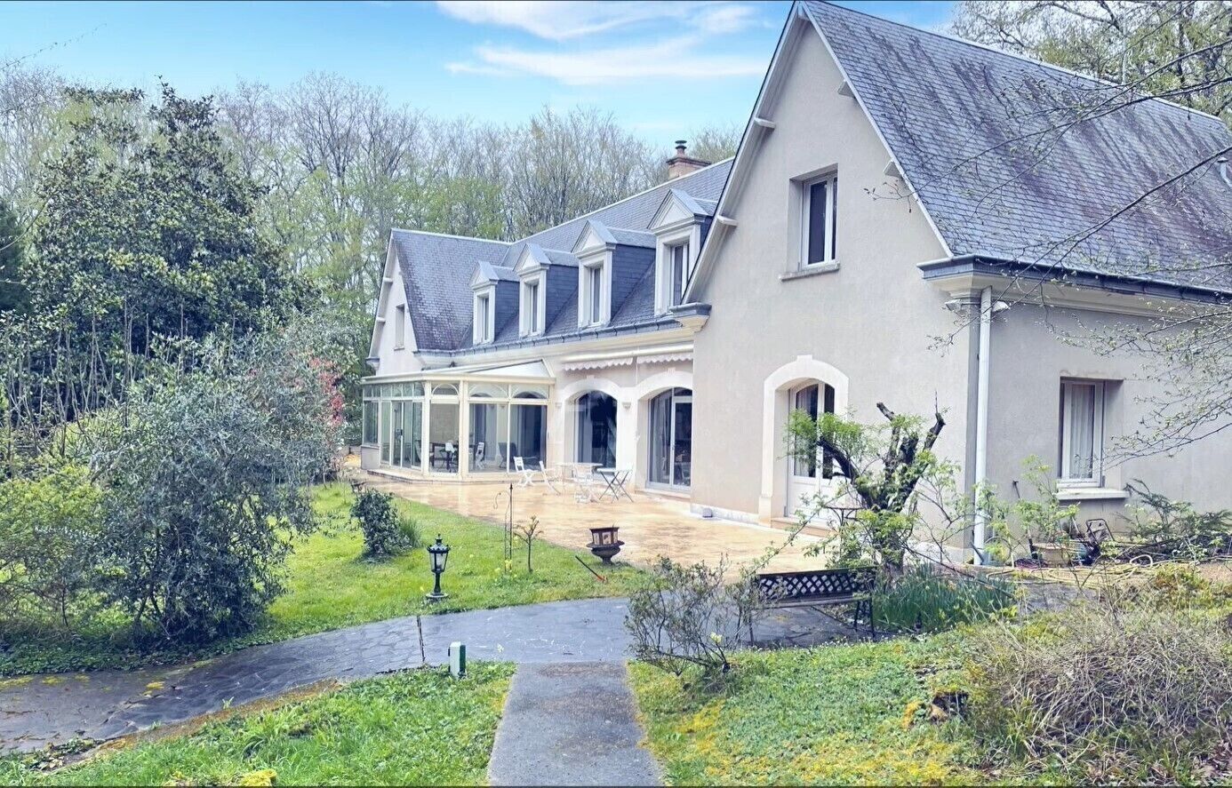 Blois - Montrichard - Maison 7/8 P 420 m2 - Piscine - Ext ret