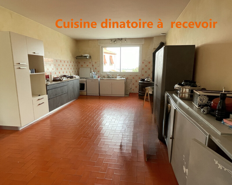  Maison 290 m² 5 ch, Idéale pour Gite ou chambres hotes - Cuisine dinatoire