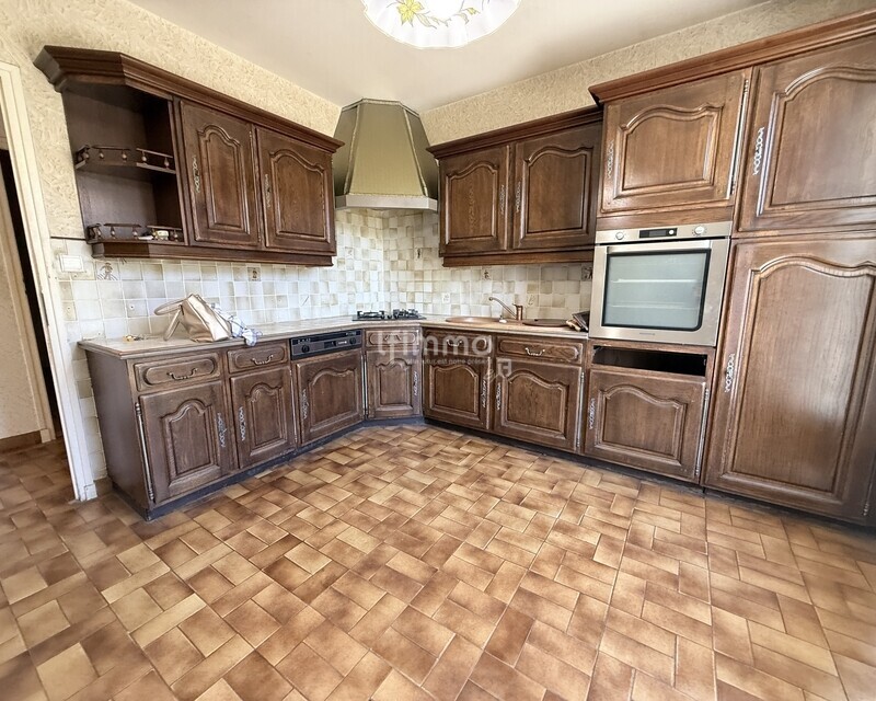 Maison plain pied  3 ch bureau 97 m² terrain 817 m² - Img 1418