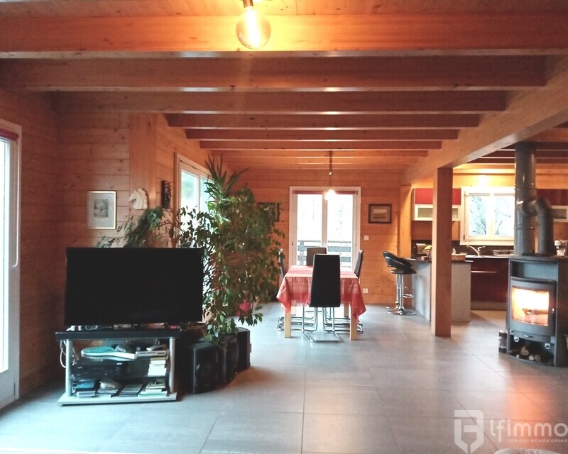 Beau Chalet à Munster - A pièce devie