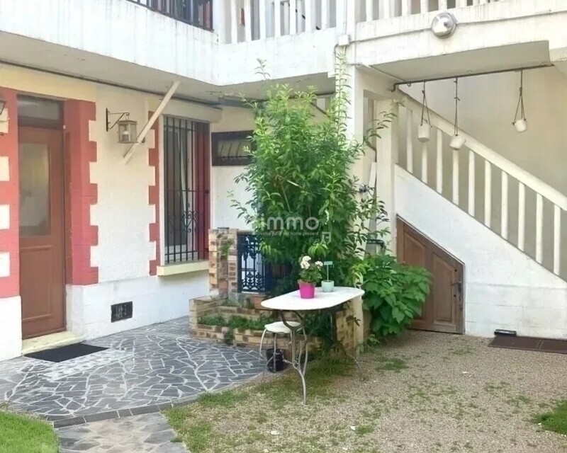 Bagnolet - Appartement 2 Pièces  - Hoqi-photo jardin terrasse 