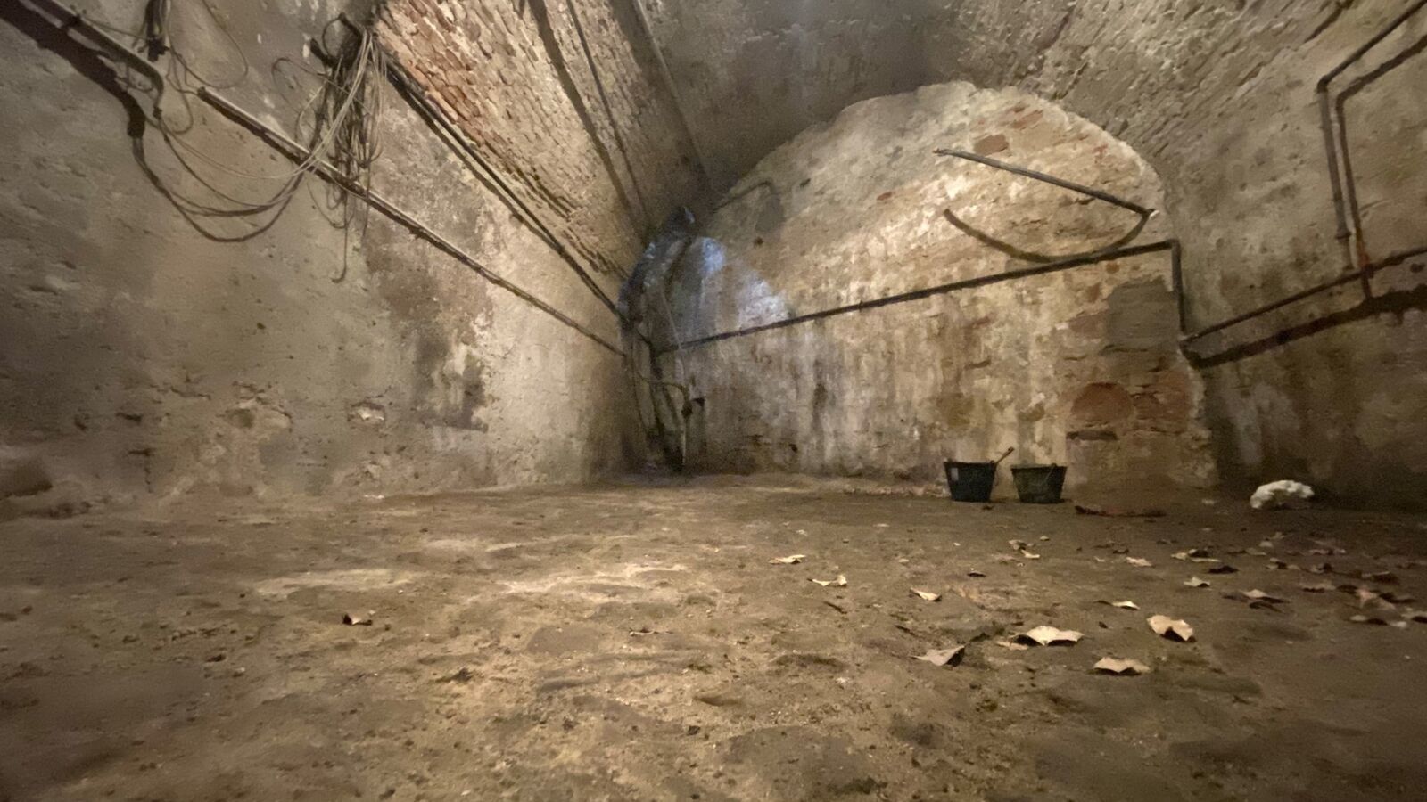 Ensemble immobilier historique - Img 5515