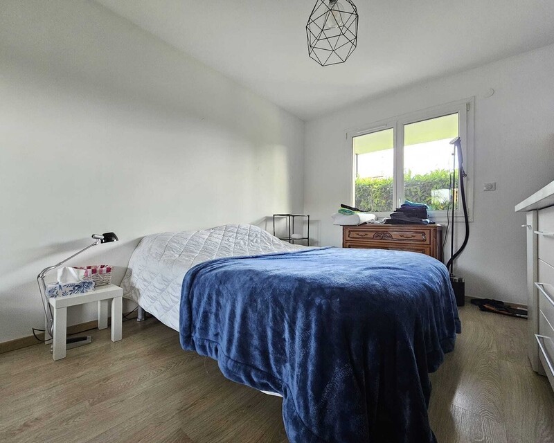Magnifique appartement en rez-de-jardin - Chambre 1
