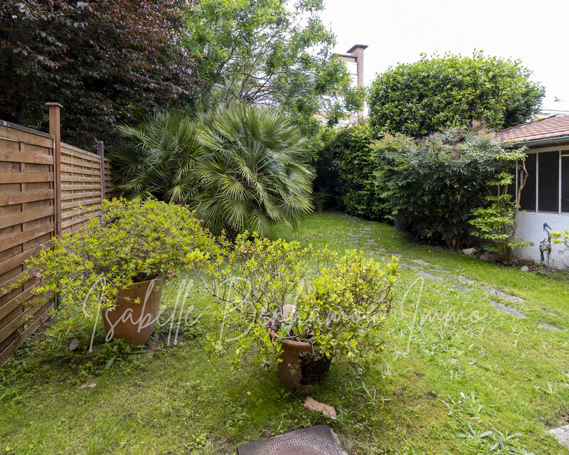 Belle maison indépendante dans un quartier recherché - jardin