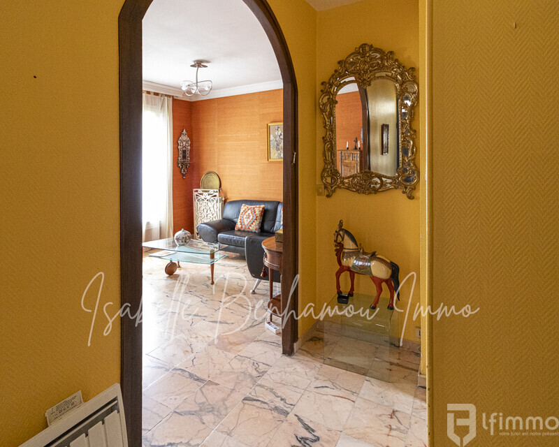Belle maison indépendante dans un quartier recherché - entrée