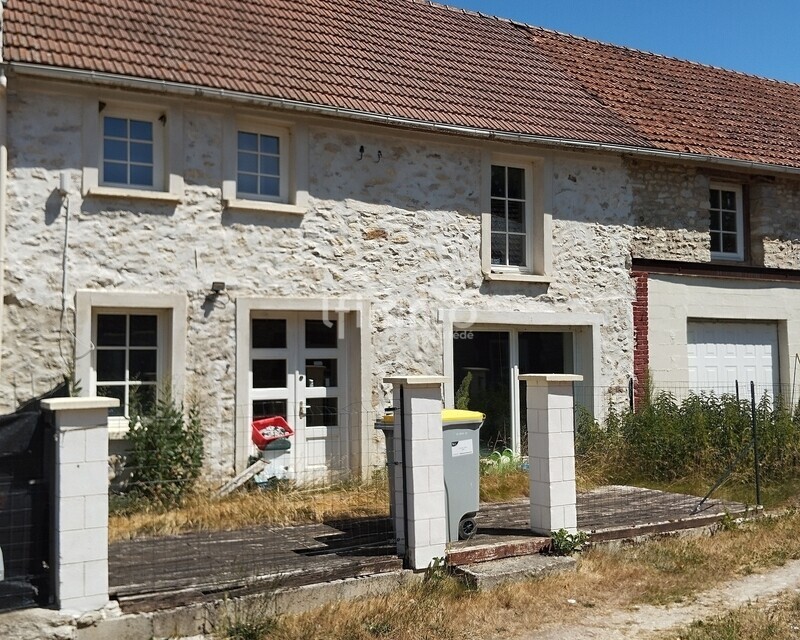 Corps de Ferme  - 1783085663917