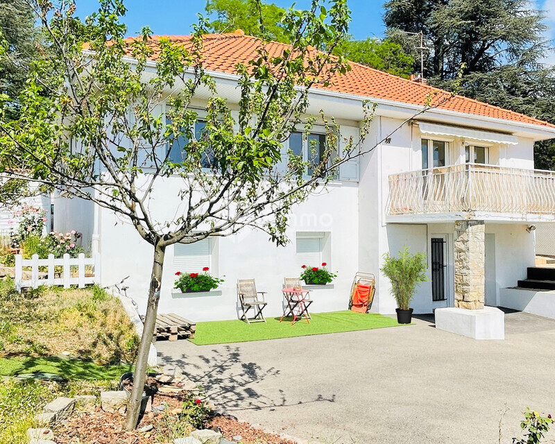 Charly centre villa bi famille 165 m² jardin 410 m² - Img 95444