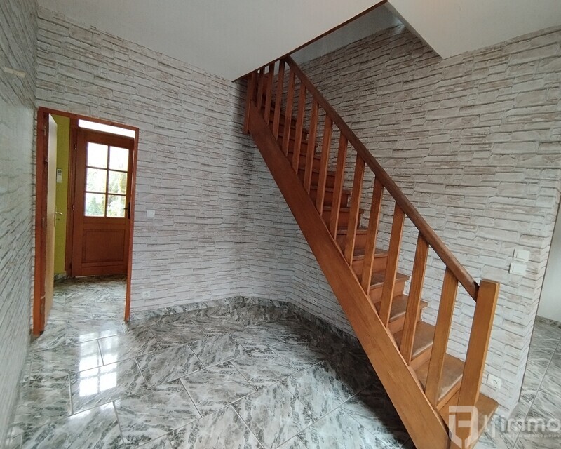Investissement  Rentable- 2 maisons et un appartement  221 m²  - Lourdez 12