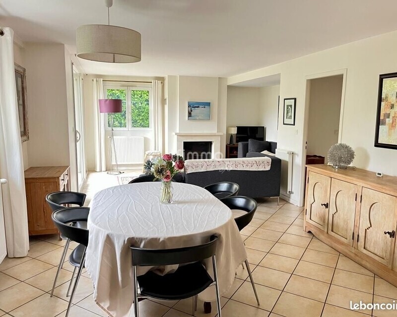 Belle villa avec 5 chambres, au calme, jardin 765 m² - Ce1f1d729186f1d6d324748cb7c7f3a8a8471ba0