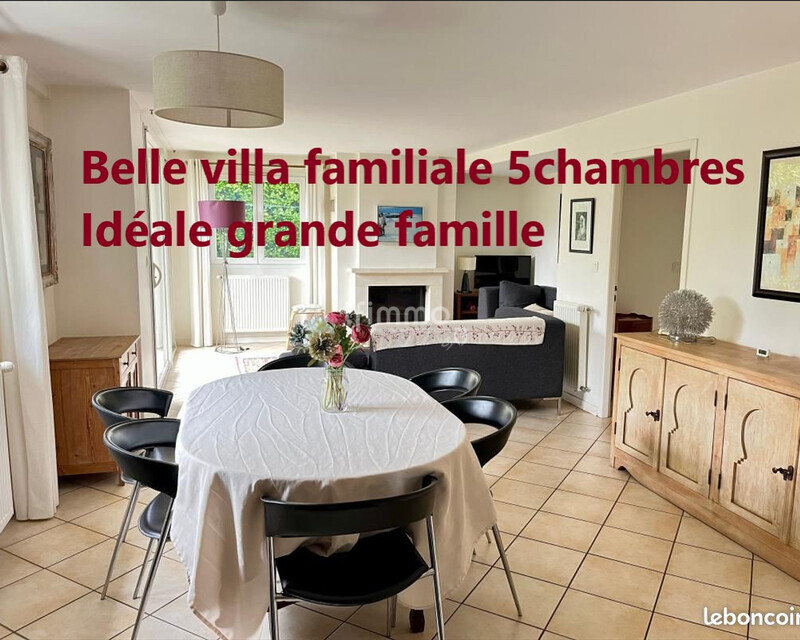 Villa familiale 5 ch,  jardin 765 m² - St genis laval maison 5 chambres pascale vartanian